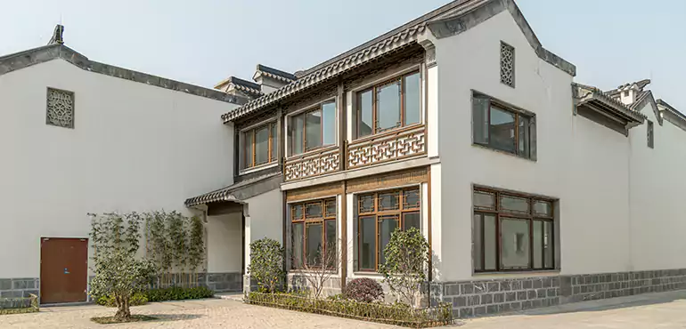 We Help Rockford Homeowners Sell Squatter-Occupied Houses Quickly and Safely