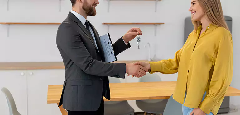 Why Sell Your House With Tenants for Cash in Rockford, IL?