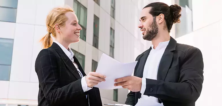 Simple and Legal Ways to Assign a Lease or Contract to the Buyer in Rockford, IL