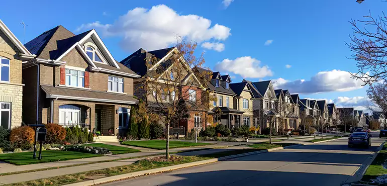 Why Choose Us for Selling Your Foreclosed House in Rockford, IL?