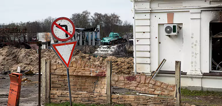 Partial or Full Foundation Collapse in Rockford, IL